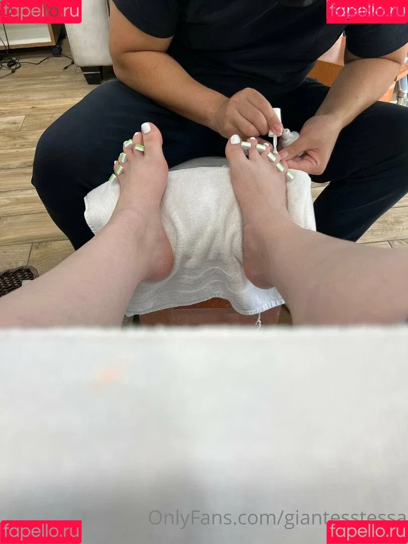 giantesstessa Onlyfans Photo Gallery 