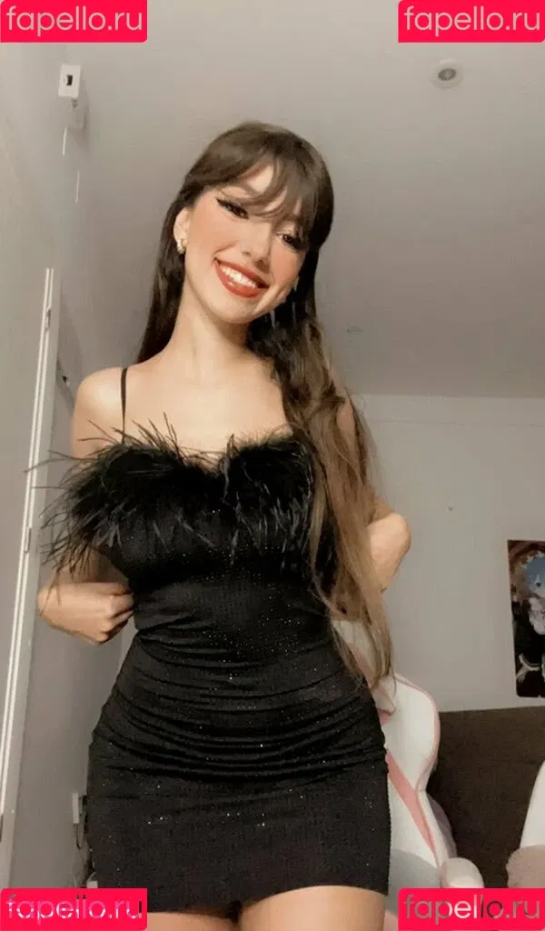 Diva Bhady Onlyfans Photo Gallery 