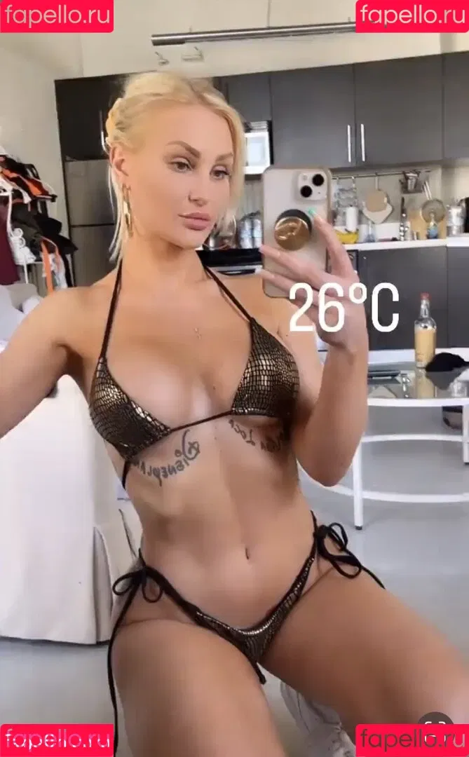 Giulie Hope Santana Onlyfans Photo Gallery 