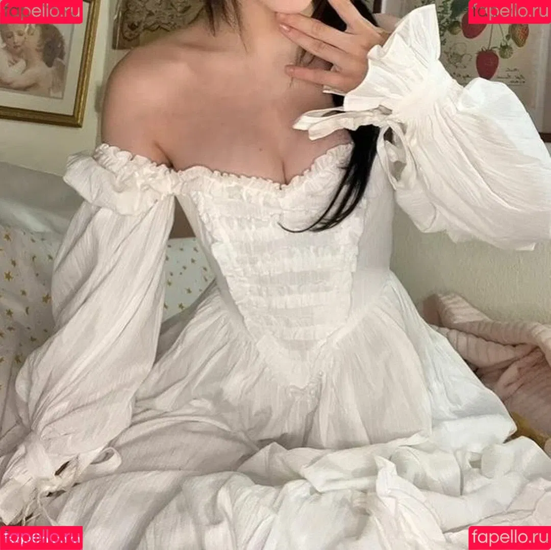 ashisbees Onlyfans Photo Gallery 