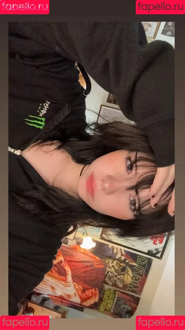 ashisbees Onlyfans Photo Gallery 