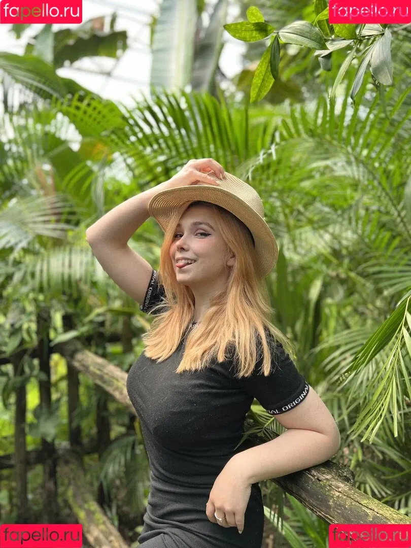 Feedeline Onlyfans Photo Gallery 