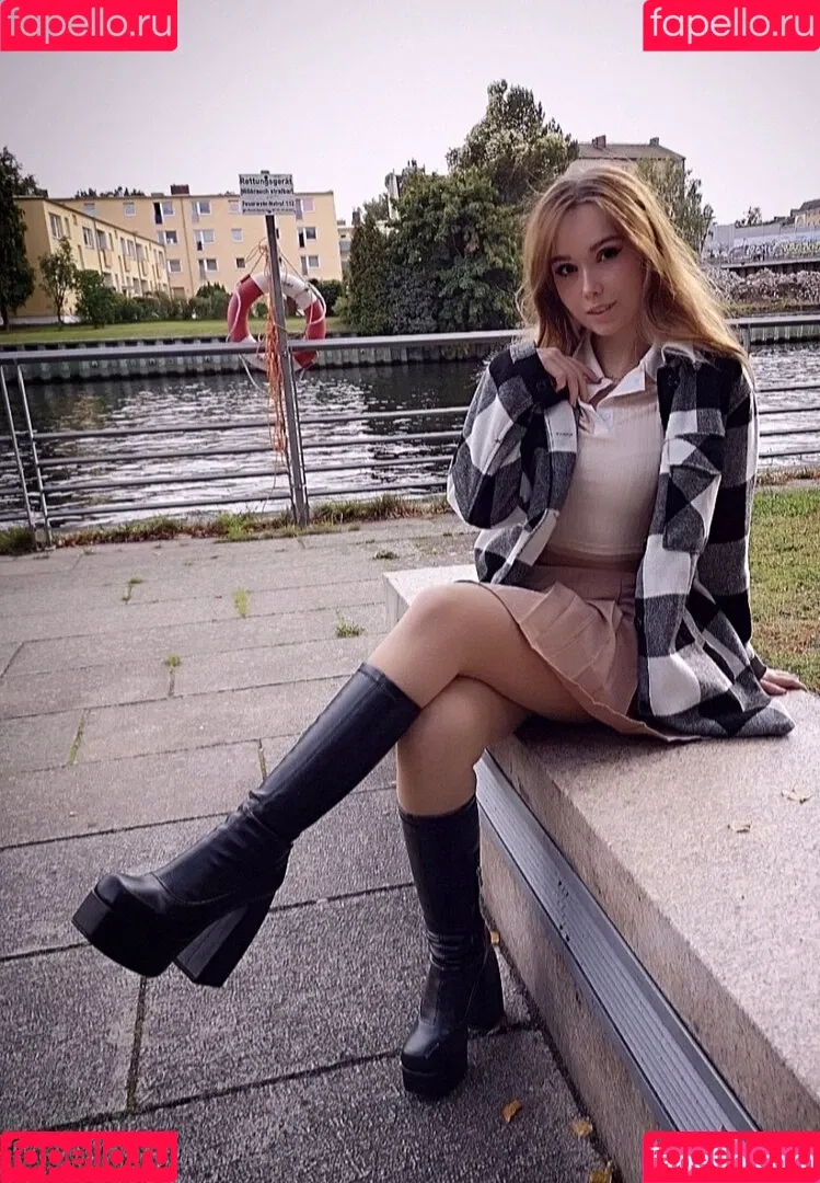 Feedeline Onlyfans Photo Gallery 
