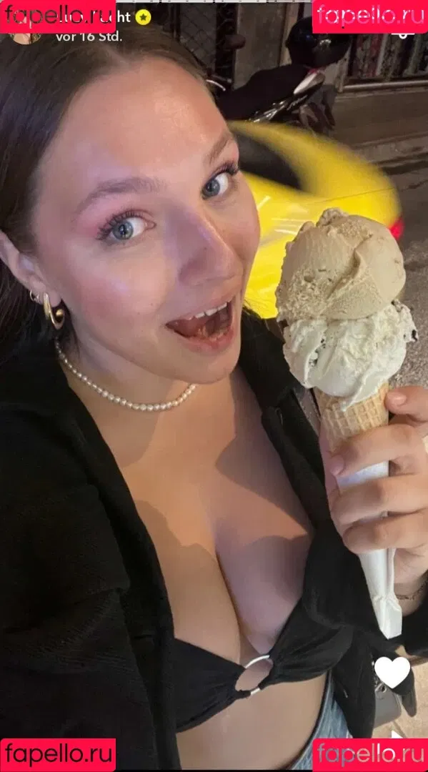 Lucy Lacht Onlyfans Photo Gallery 