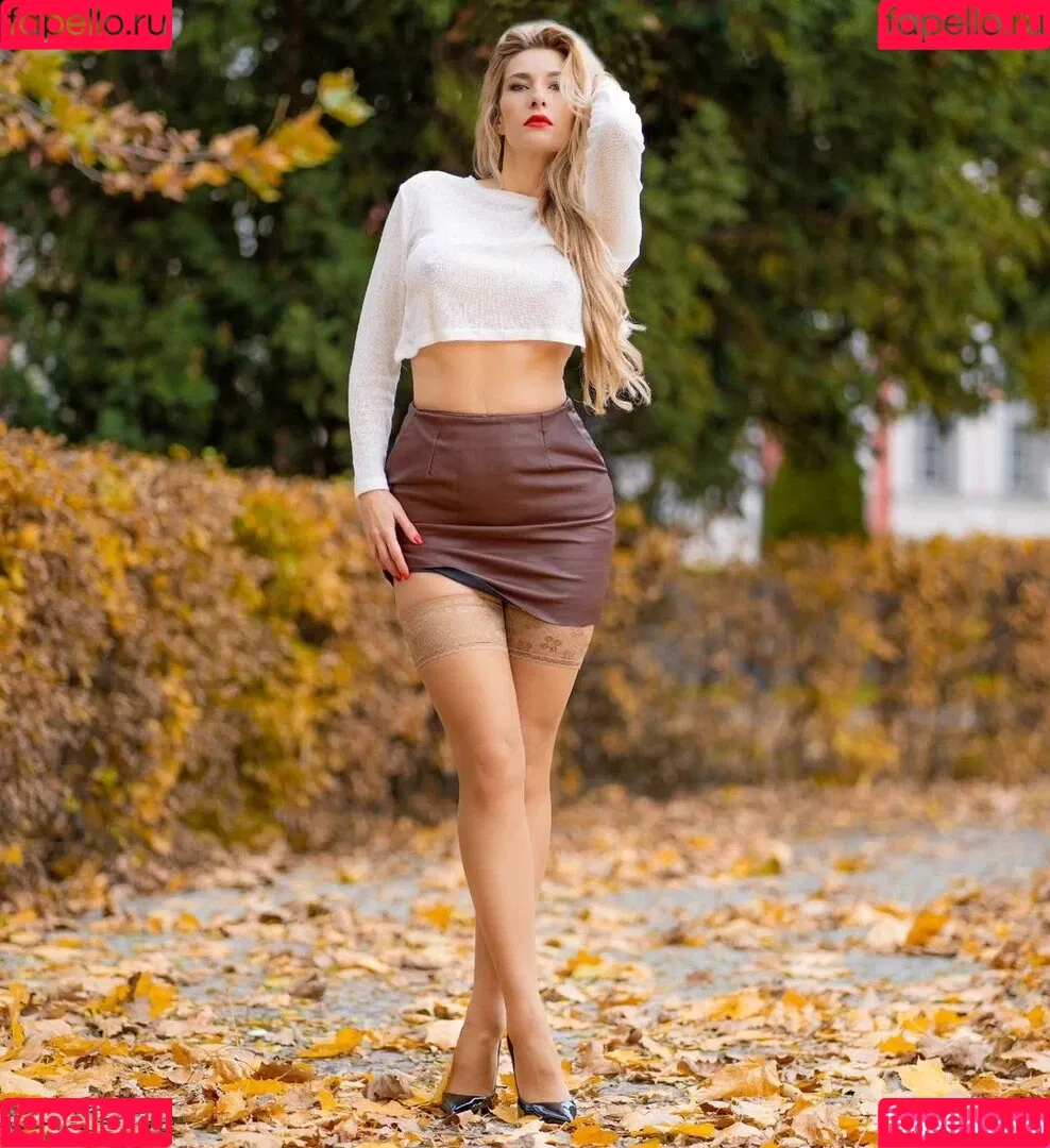 Sulia Shavi Onlyfans Photo Gallery 