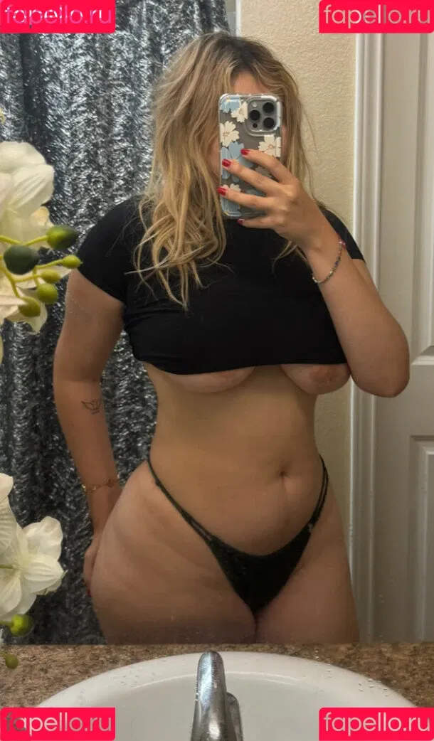 Money Cardz Onlyfans Photo Gallery 