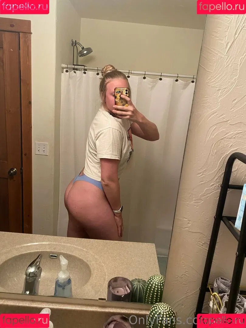 its-kt Onlyfans Photo Gallery 