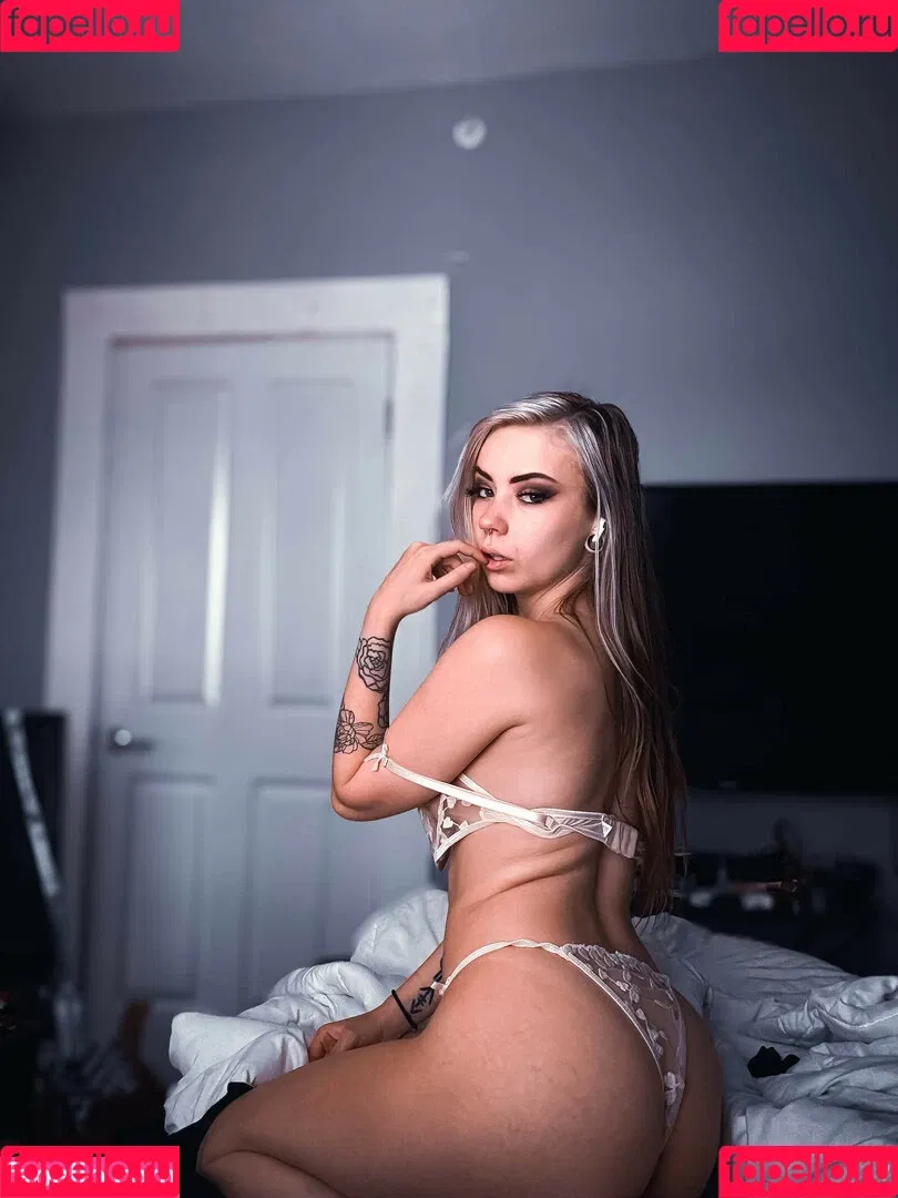 Midnight_rav3n Onlyfans Photo Gallery 
