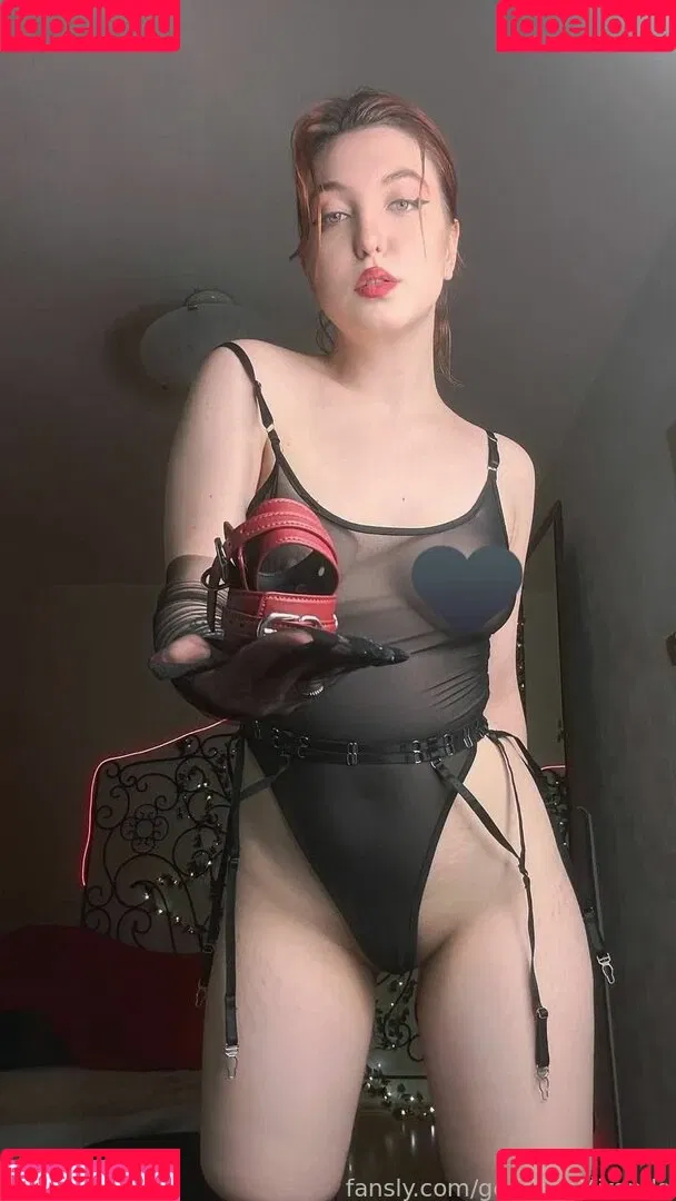 goddessMiranda Onlyfans Photo Gallery 