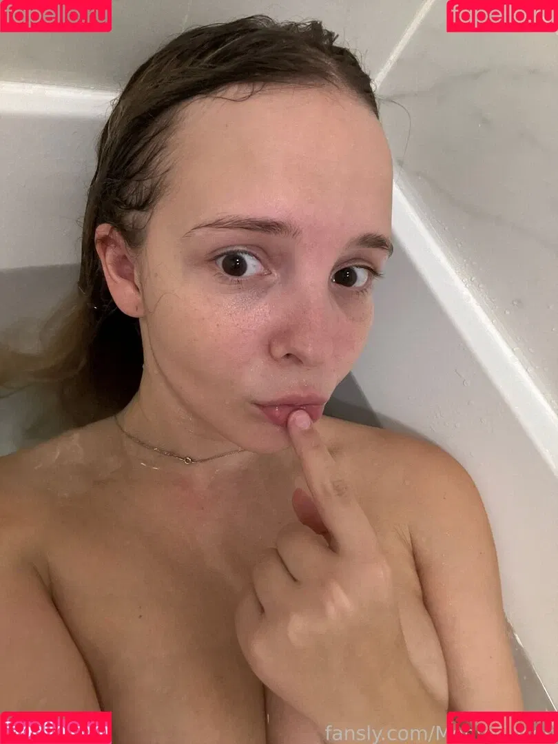 MonroCocos Onlyfans Photo Gallery 