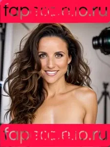 Julia Louis-Dreyfus AI Porn Onlyfans Photo Gallery 