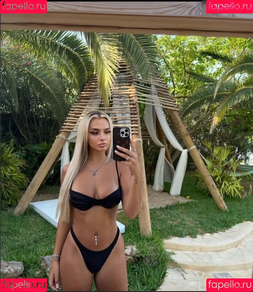 Abbie Hall Onlyfans Photo Gallery 
