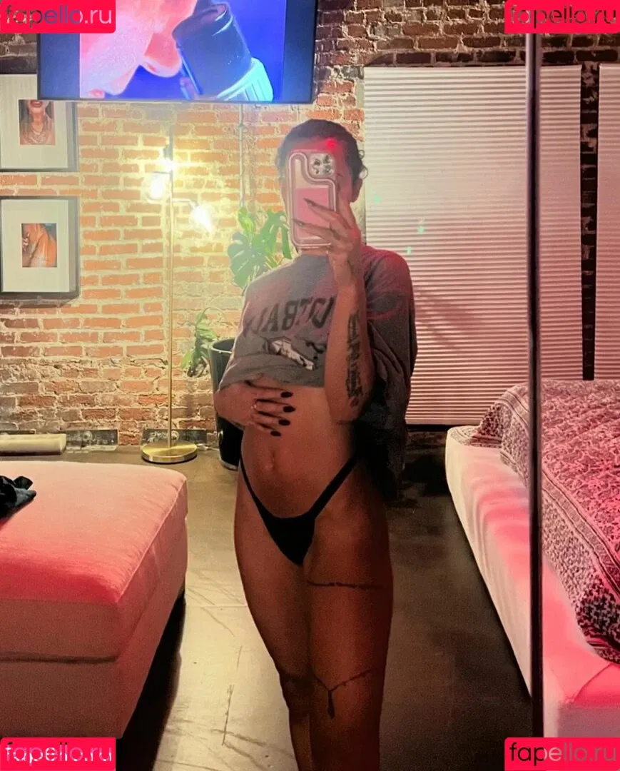 Tanaya Henry Onlyfans Photo Gallery 