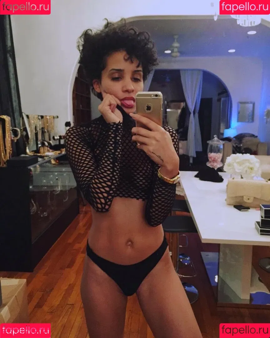 Tanaya Henry Onlyfans Photo Gallery 