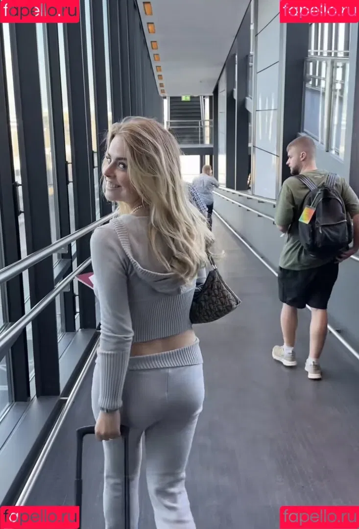 Mathilda.mkh Onlyfans Photo Gallery 