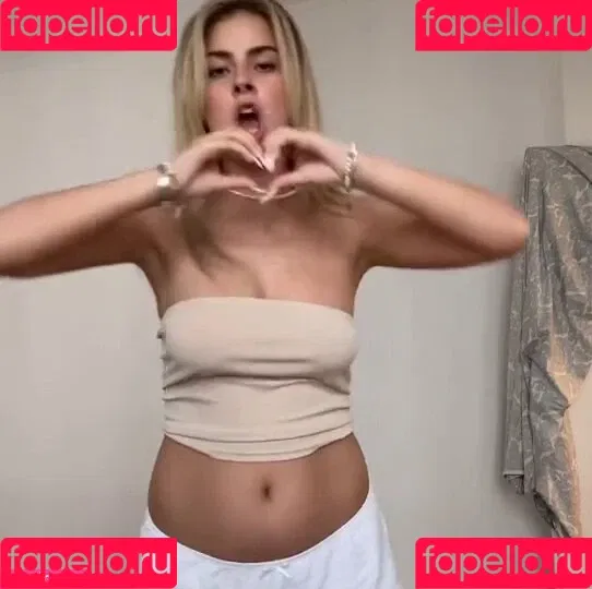 Mathilda.mkh Onlyfans Photo Gallery 