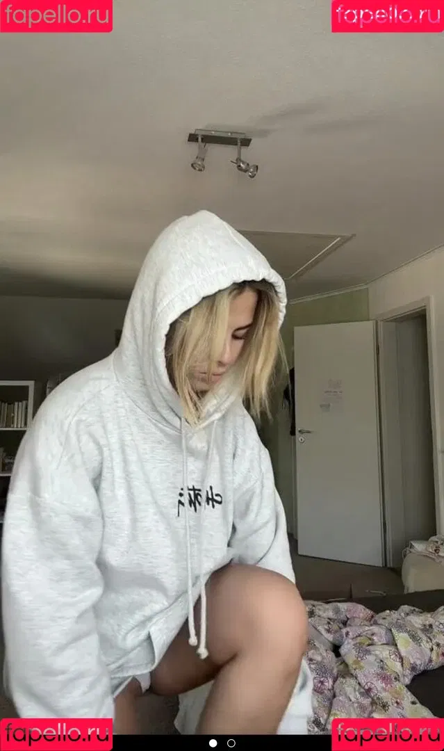Mathilda.mkh Onlyfans Photo Gallery 