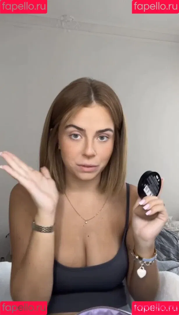 Mathilda.mkh Onlyfans Photo Gallery 