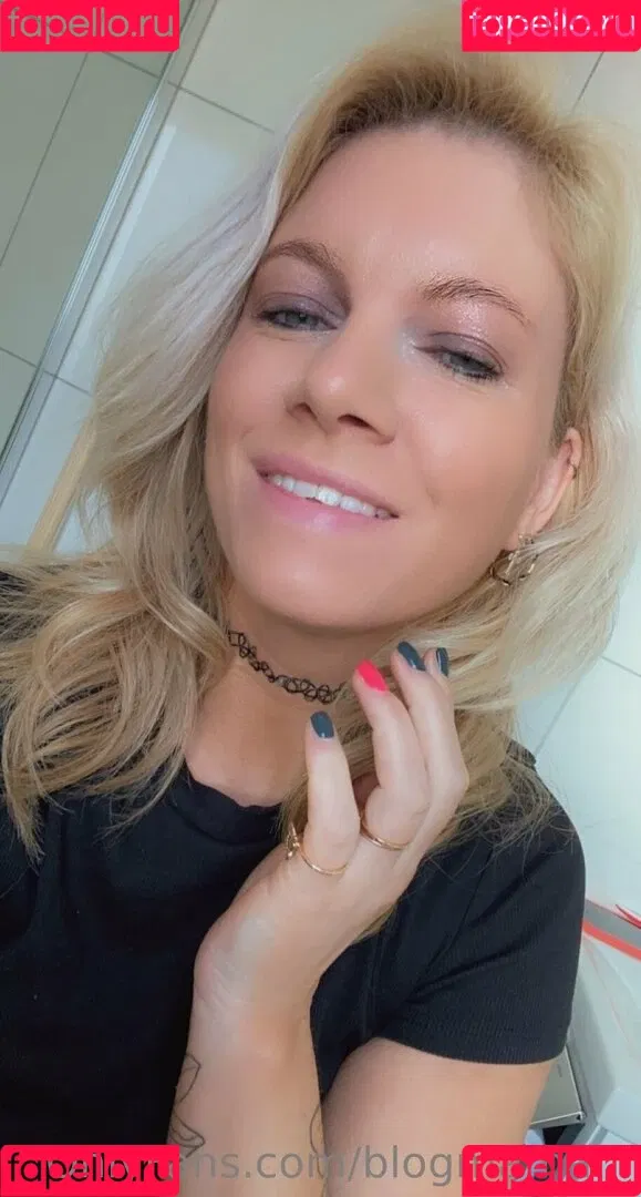 Blogmama Onlyfans Photo Gallery 