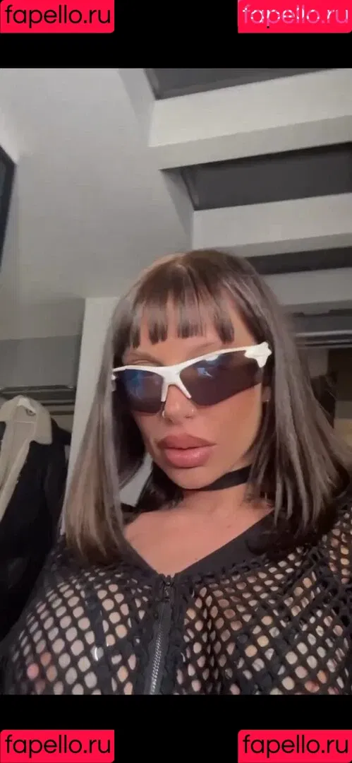 Toni Trips Onlyfans Photo Gallery 