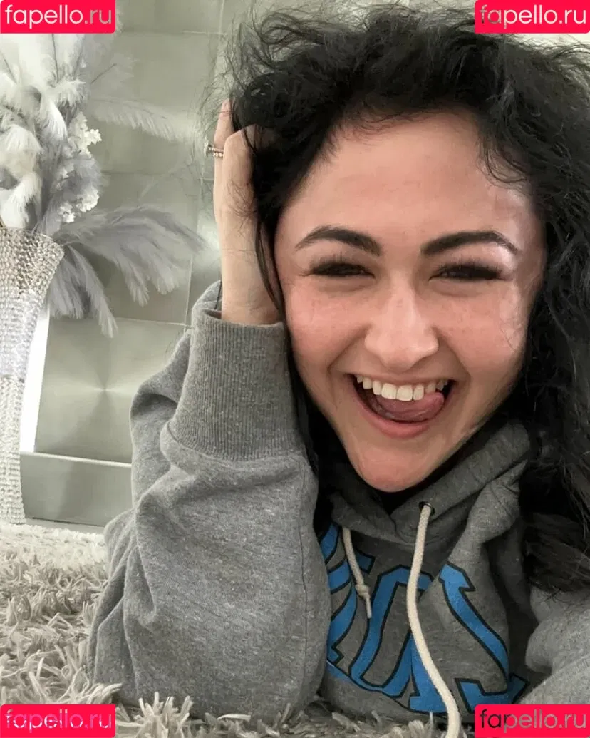 Josie Jaxxon Onlyfans Photo Gallery 
