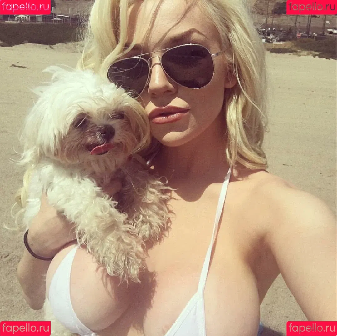 Courtney Stodden Onlyfans Photo Gallery 