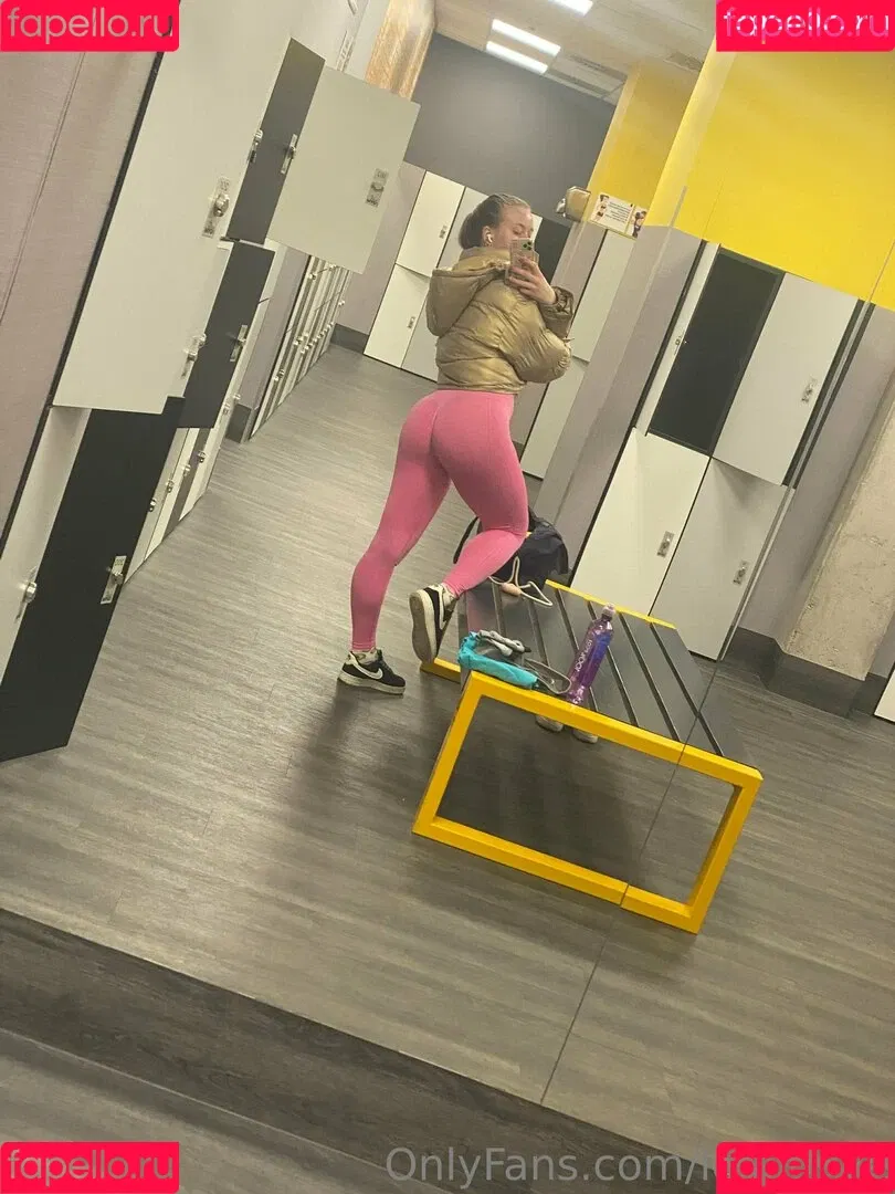 lolalovve Onlyfans Photo Gallery 