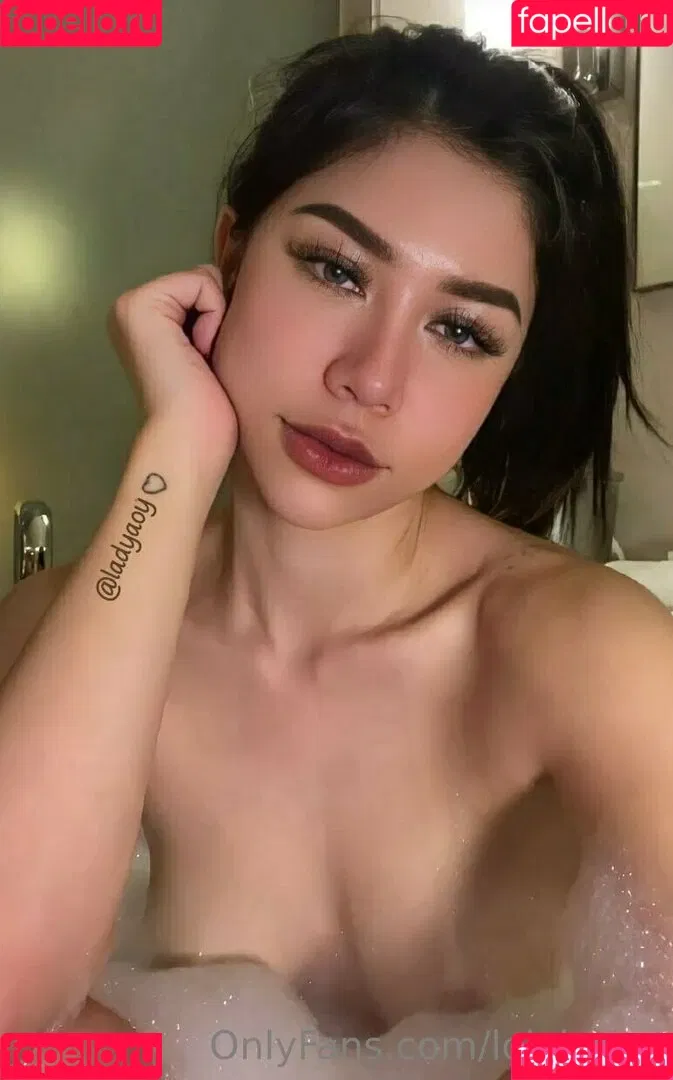 lolalovve Onlyfans Photo Gallery 