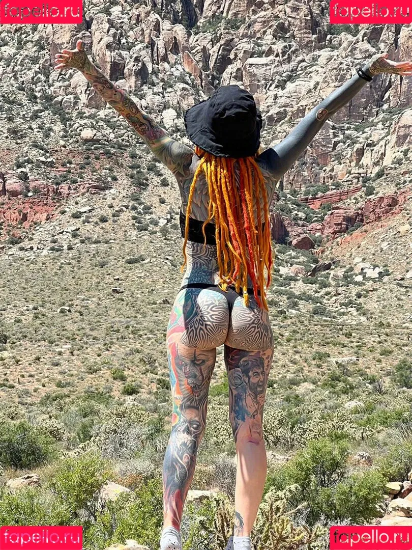 Lena Scissorhands Onlyfans Photo Gallery 