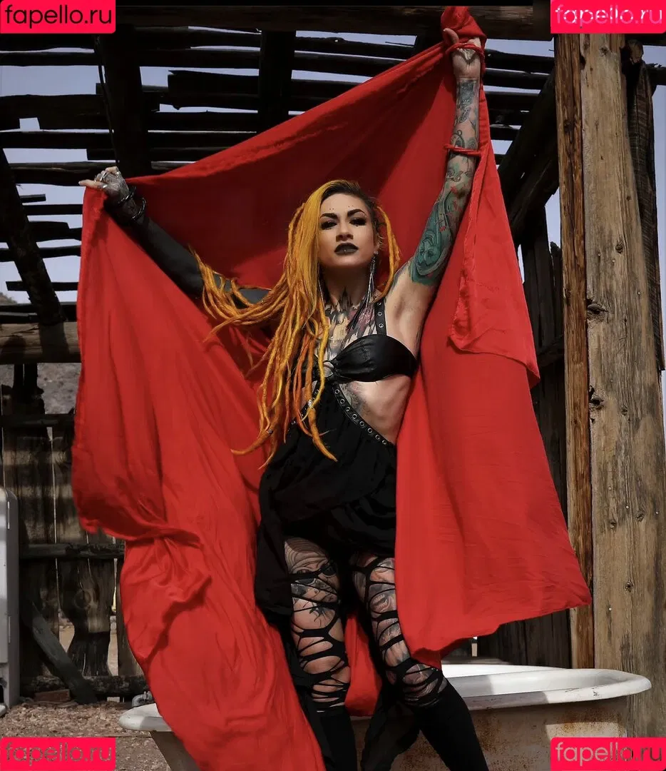 Lena Scissorhands Onlyfans Photo Gallery 