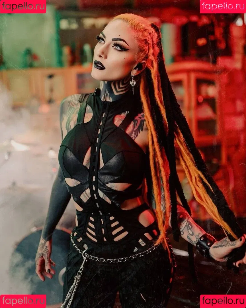 Lena Scissorhands Onlyfans Photo Gallery 