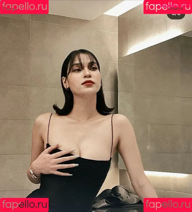 Criselda Alvarez Onlyfans Photo Gallery 