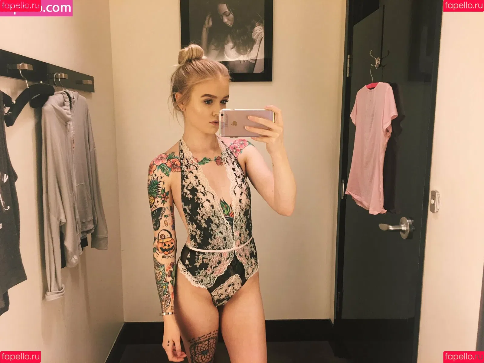Taysux // Taylor Haugen // miller white Onlyfans Photo Gallery 