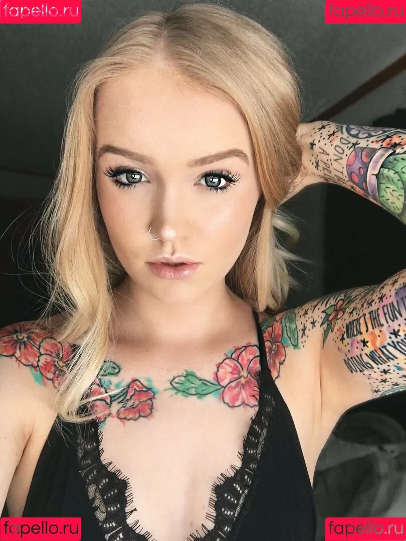 Taysux // Taylor Haugen // miller white Onlyfans Photo Gallery 