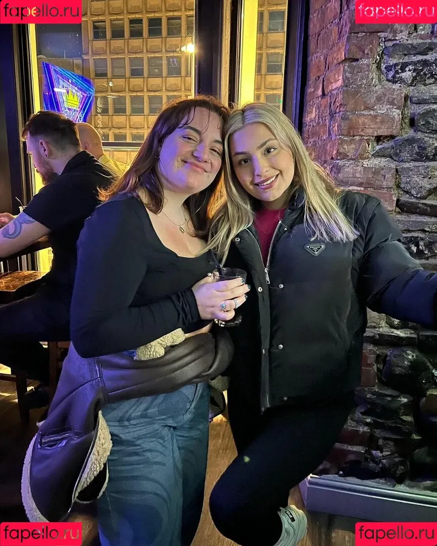 Tina Dehban Onlyfans Photo Gallery 