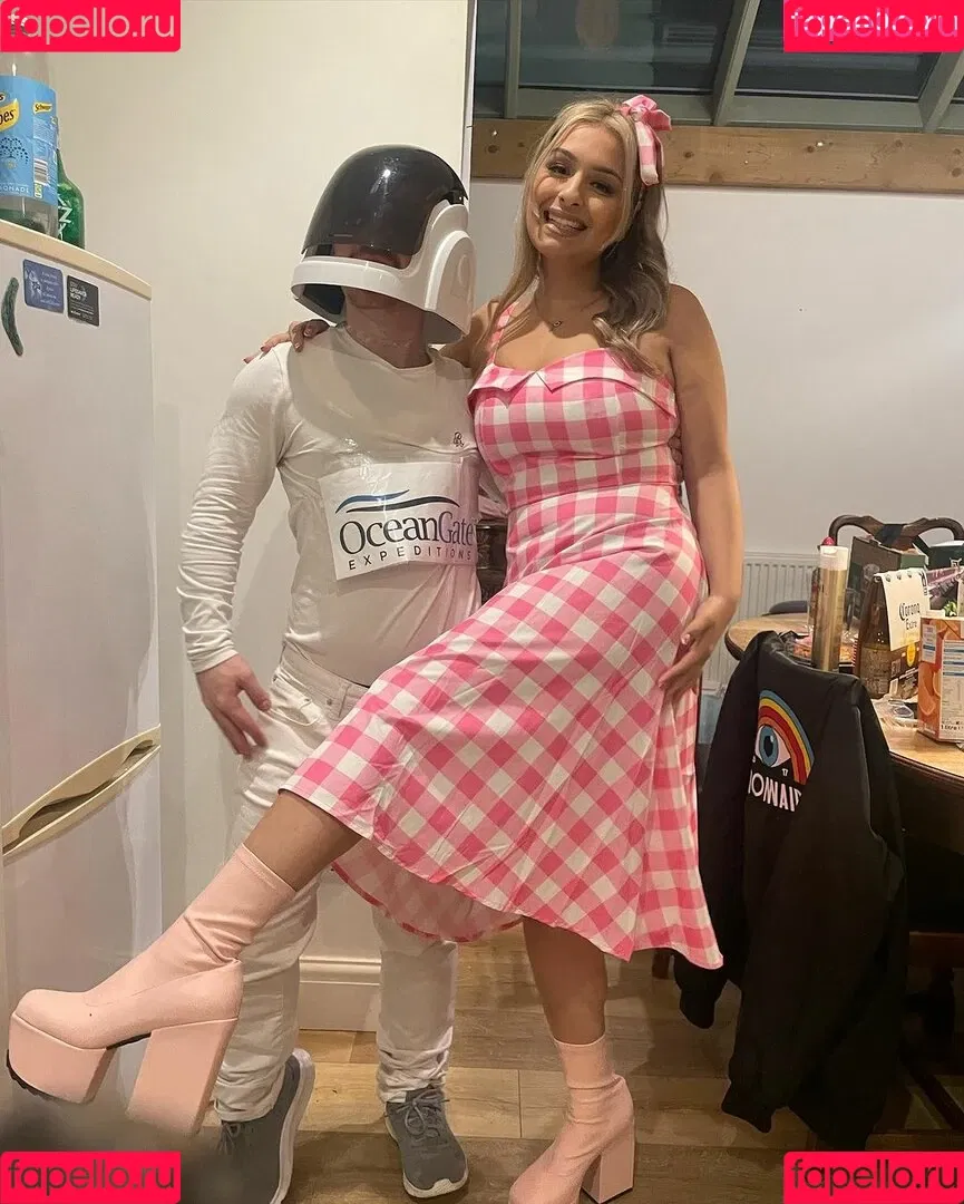 Tina Dehban Onlyfans Photo Gallery 