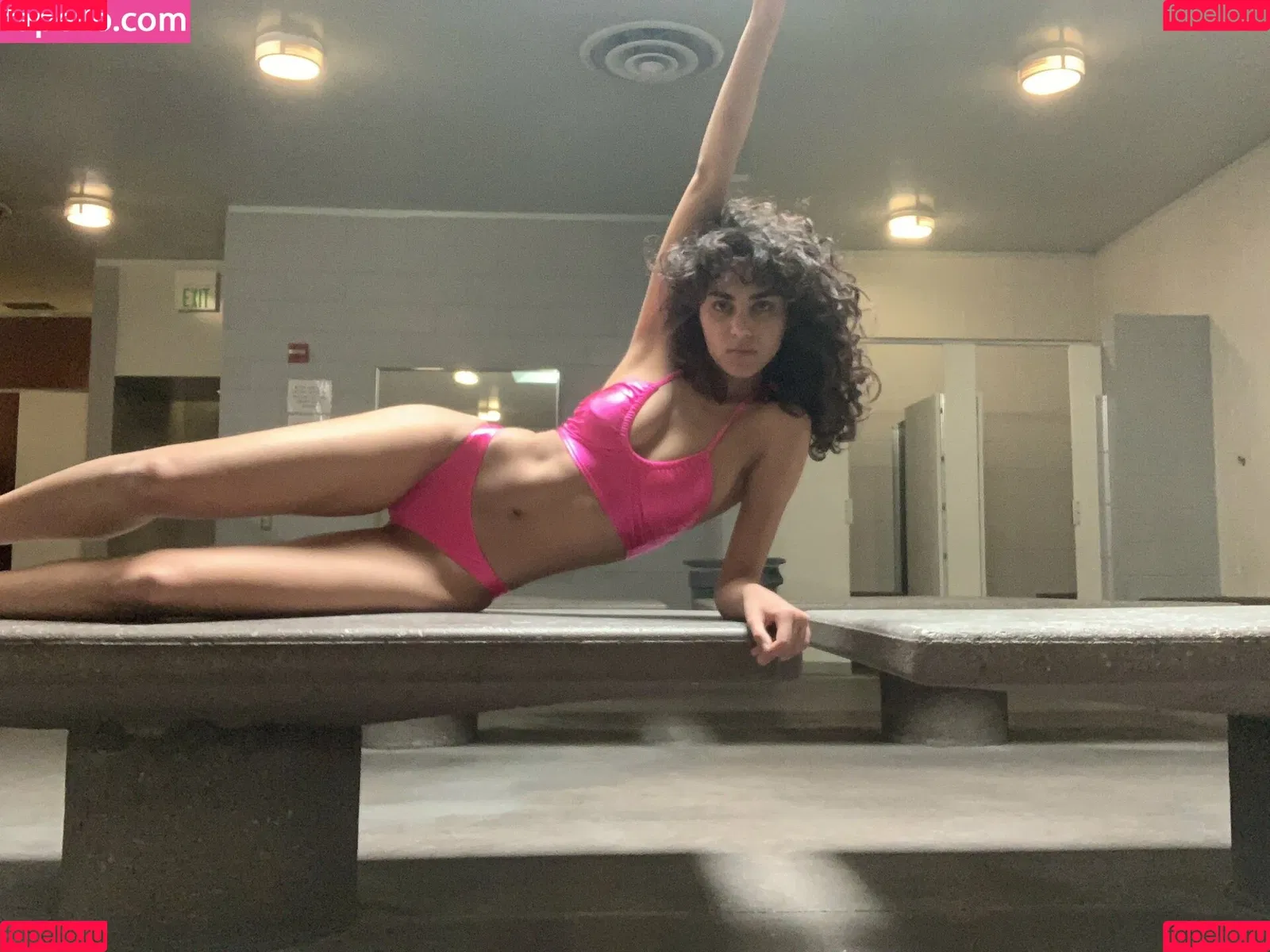 BimboUbermensch Onlyfans Photo Gallery 