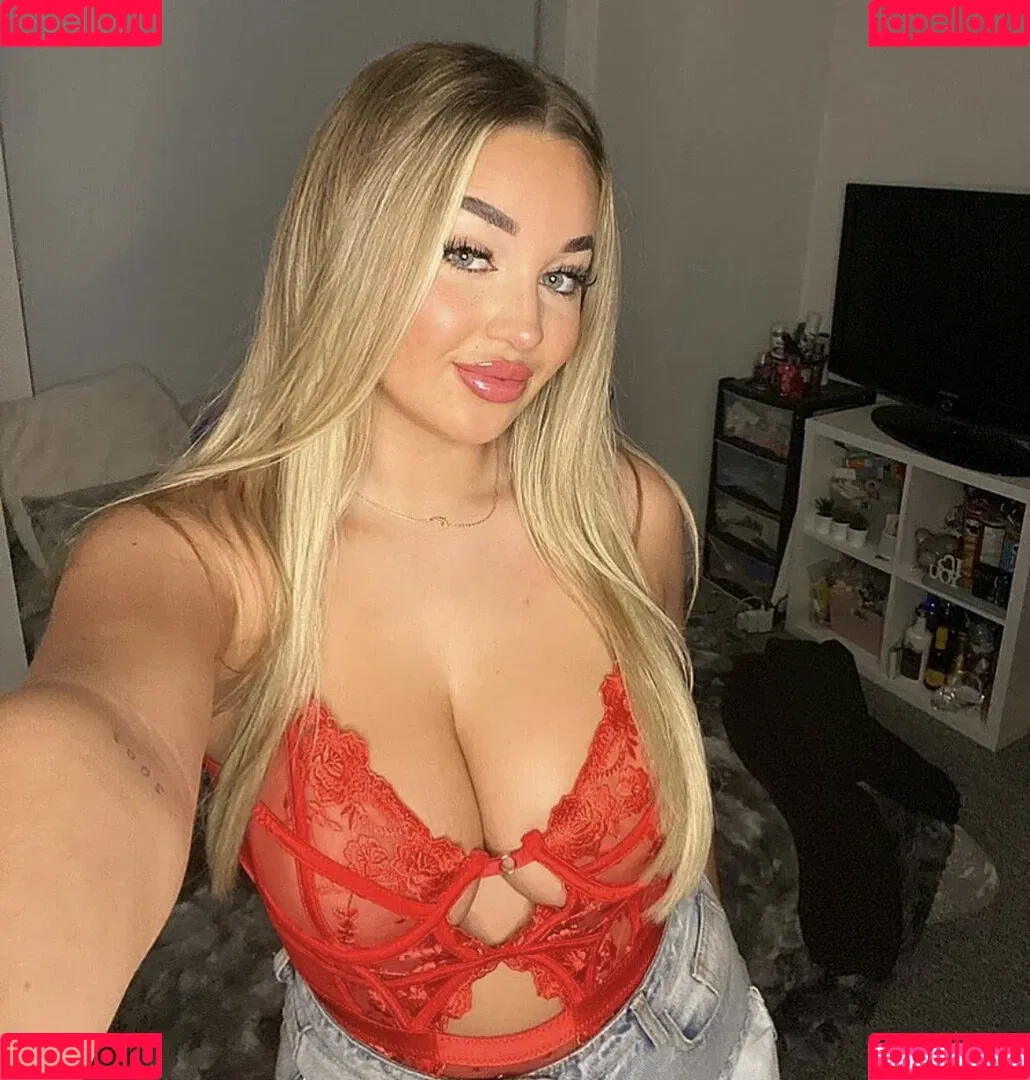 Tasha Moore Onlyfans Photo Gallery 
