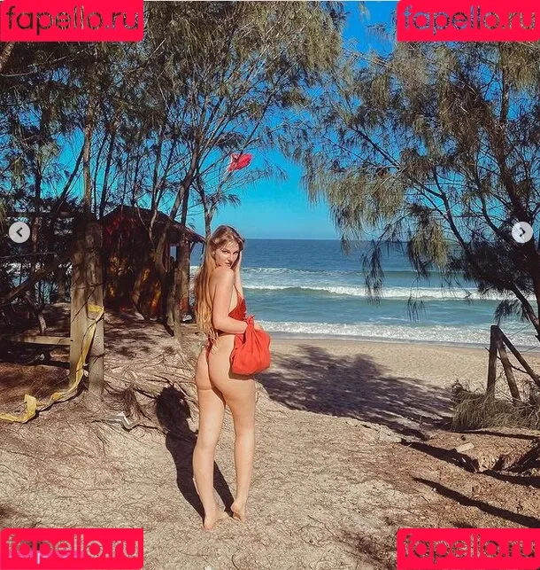 Felícia Guerra Onlyfans Photo Gallery 