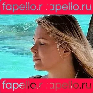 DonaSpock Onlyfans Photo Gallery 