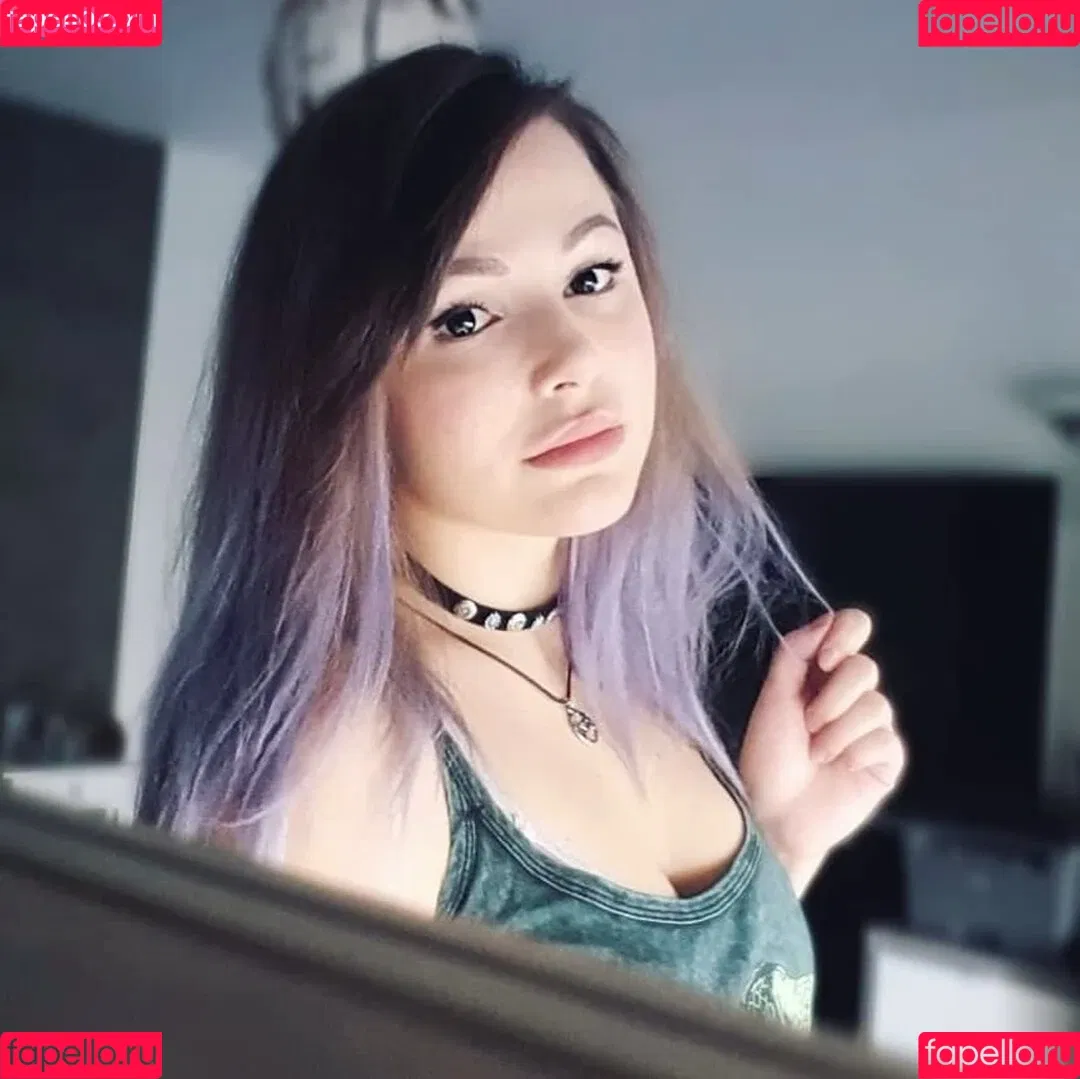 DonaSpock Onlyfans Photo Gallery 