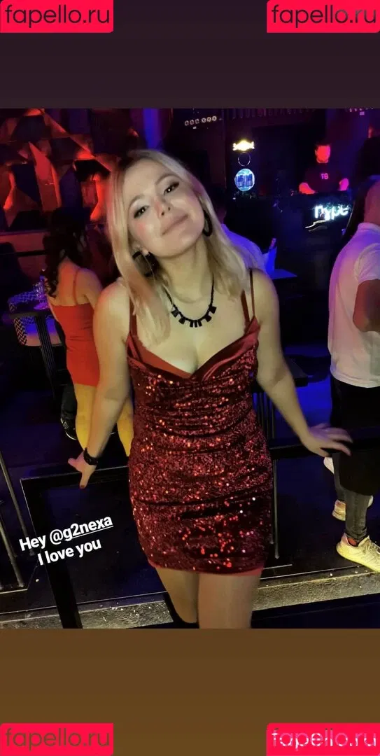 DonaSpock Onlyfans Photo Gallery 