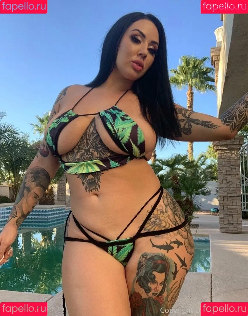 dreaalexatv Onlyfans Photo Gallery 