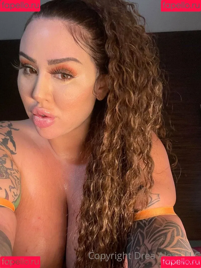 dreaalexatv Onlyfans Photo Gallery 