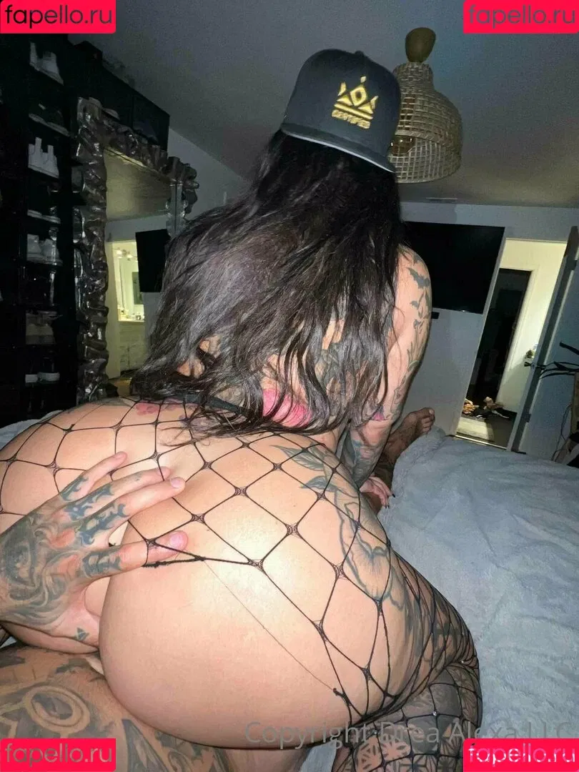 dreaalexatv Onlyfans Photo Gallery 