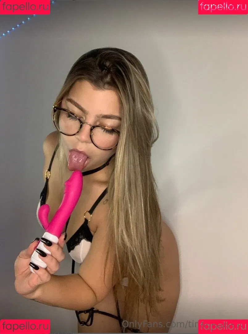 Tinaperassso Onlyfans Photo Gallery 