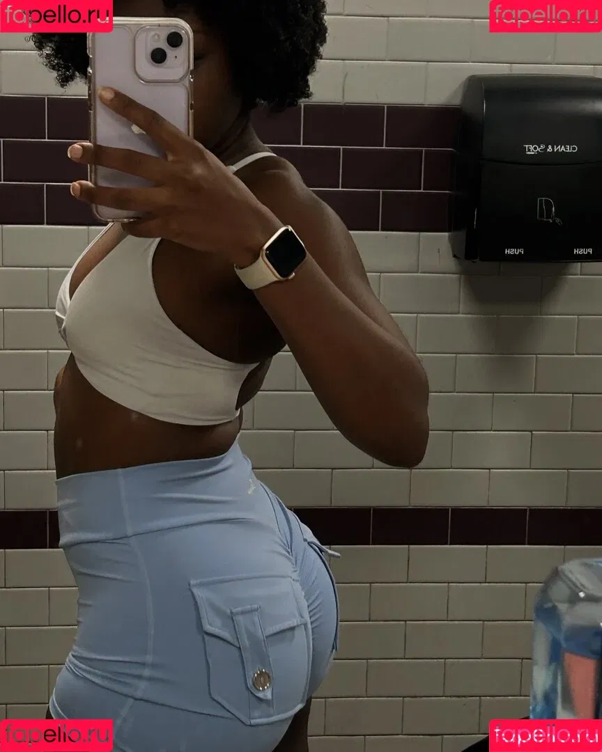 Ebony Butts Onlyfans Photo Gallery 