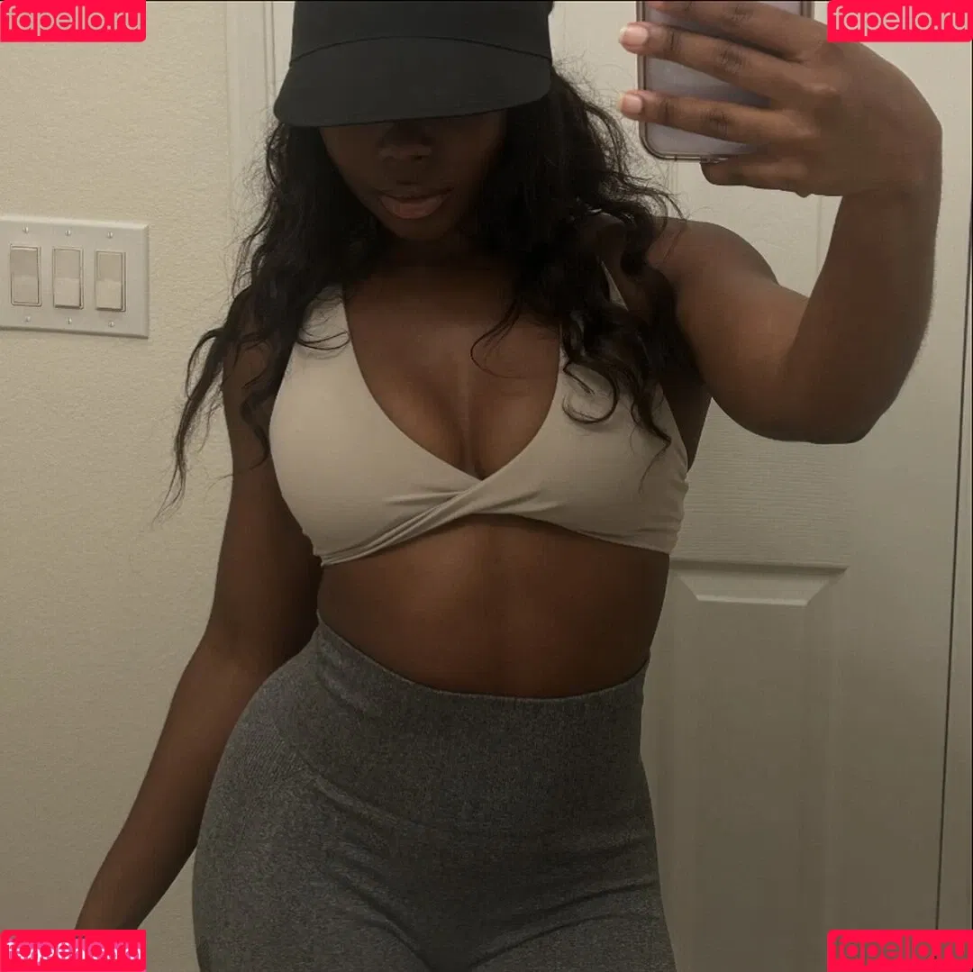 Ebony Butts Onlyfans Photo Gallery 