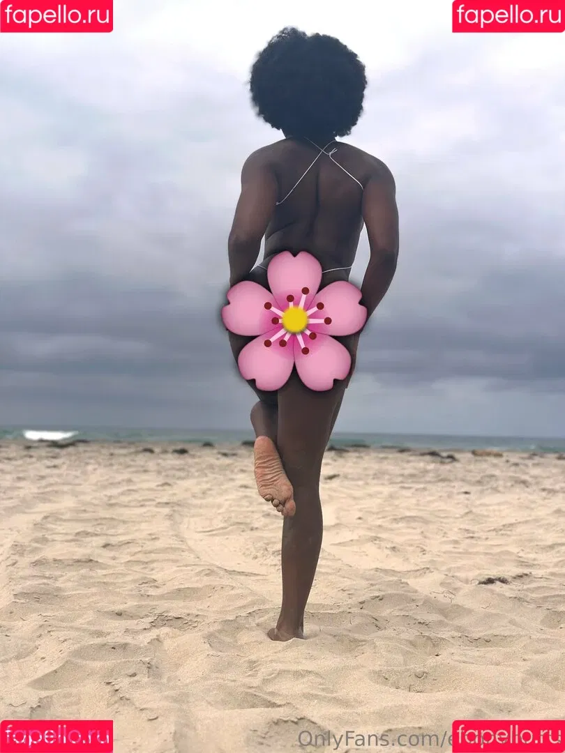 Ebony Butts Onlyfans Photo Gallery 