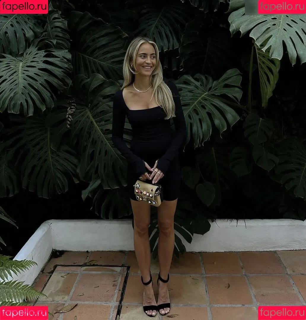 Janni Deler Onlyfans Photo Gallery 